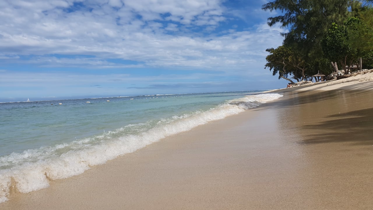 Strand Sands Suites Resort & Spa