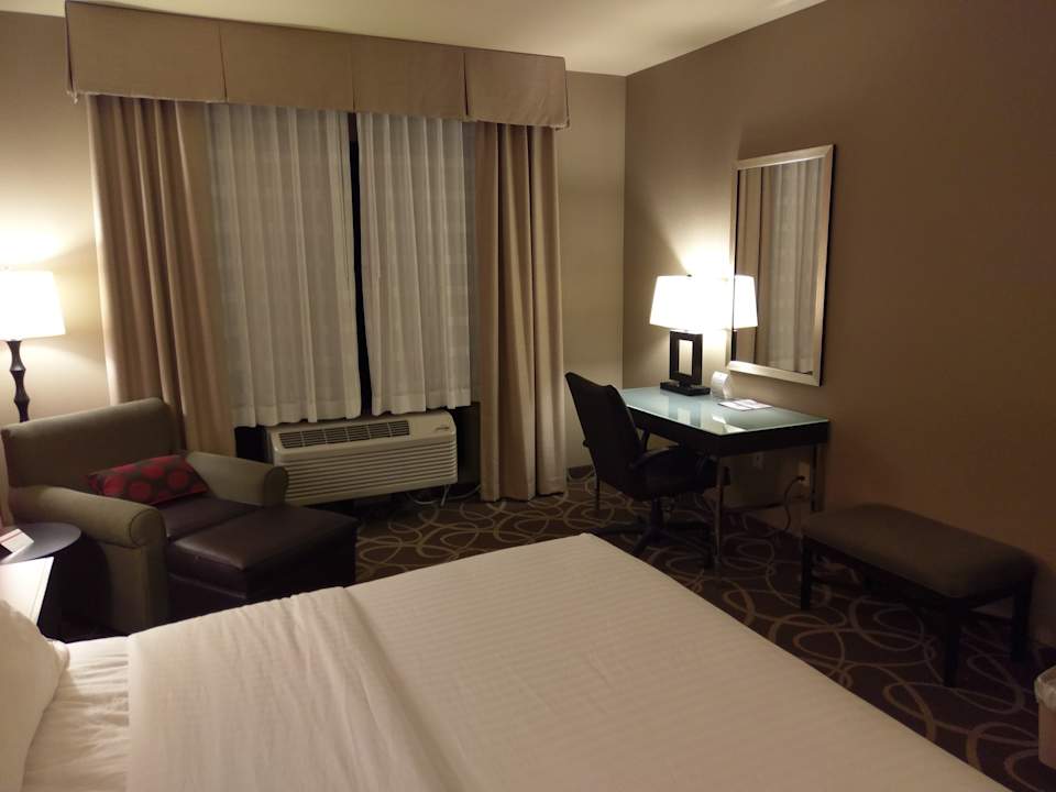 Zimmer Holiday Inn Express Klamath Redwood Ntl Pk Area