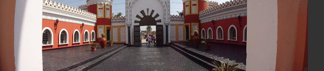 Eingang Pickalbatros Alf Leila Wa Leila Resort - Neverland Hurghada