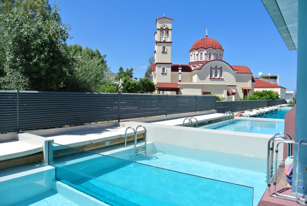 Pool Harmony Boutique Resort