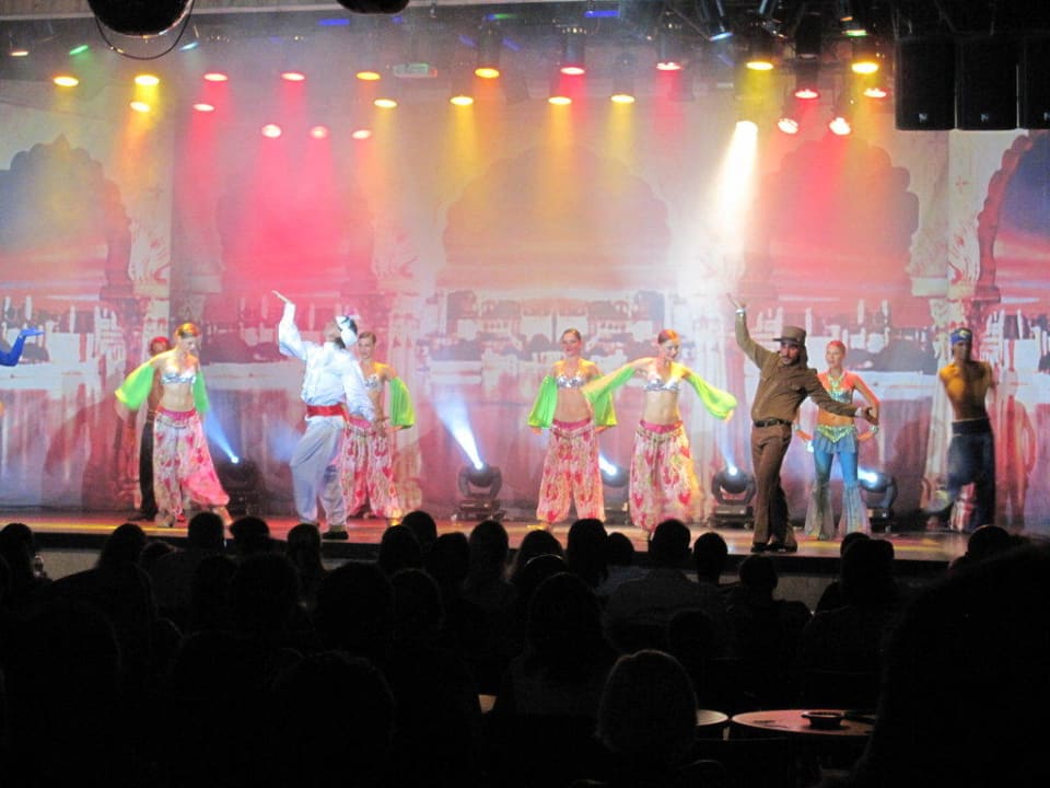 Aladdin show Limak Lara Deluxe Hotel & Resort