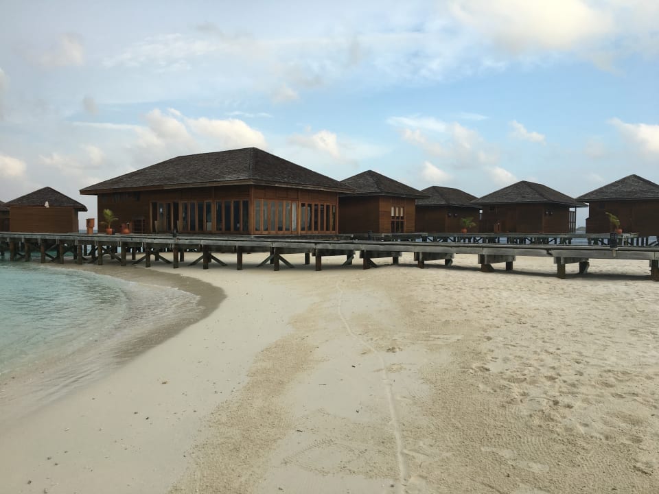 Außenansicht Vilamendhoo Island Resort & Spa