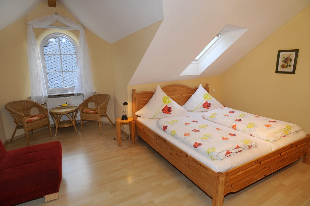 Zimmer Ferienweingut Gutshof Zenz