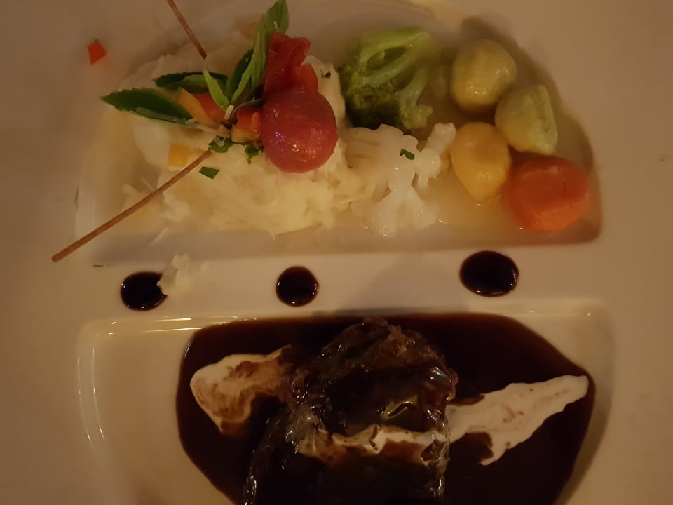 Gastro Kaisol Romance Resort