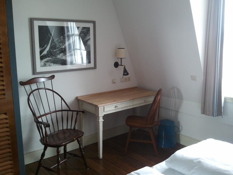 Schlafzimmer 1. OG Hotel Bell Rock Europa-Park