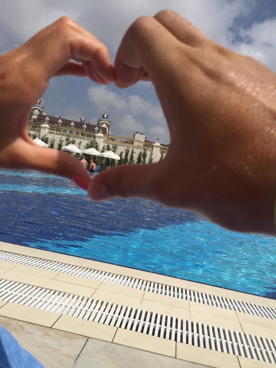 Pool Well Palace Side