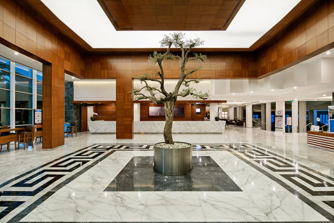 Lobby Hotel Pine Bay Holiday Resort