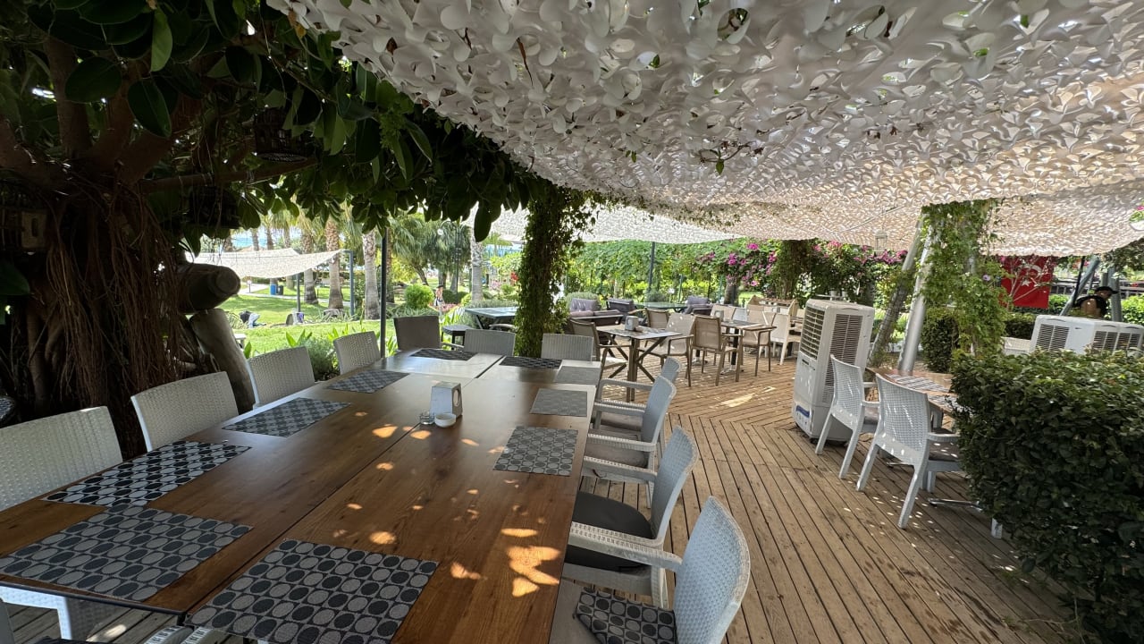 Gastro Justiniano Deluxe Resort