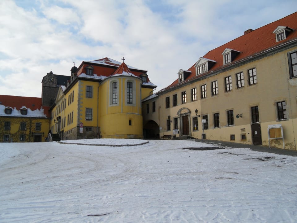 Teil des Klopsterplatzes Schlosshotel Ballenstedt