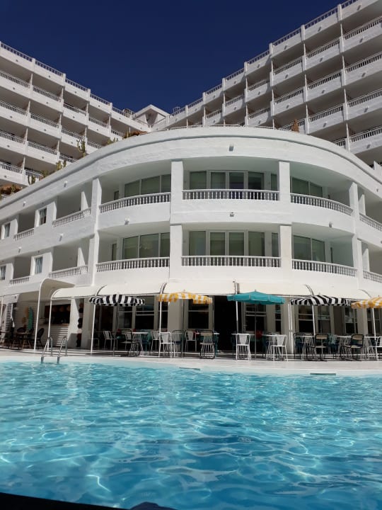 Pool Hotel Gold by Marina