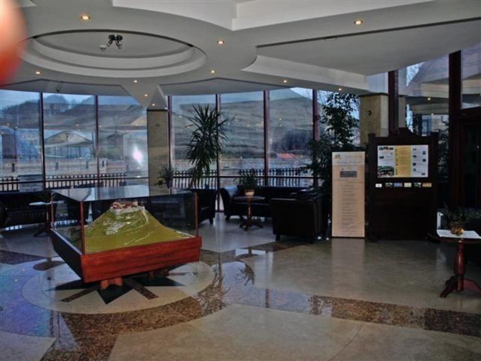 Lobby Hotel Kapitany Wellness