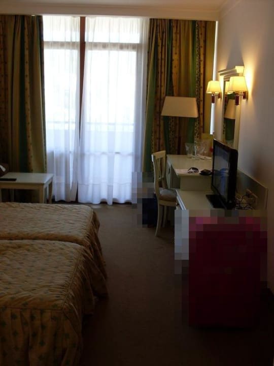 Blick von der Zimmereingangstür aus Helena Park