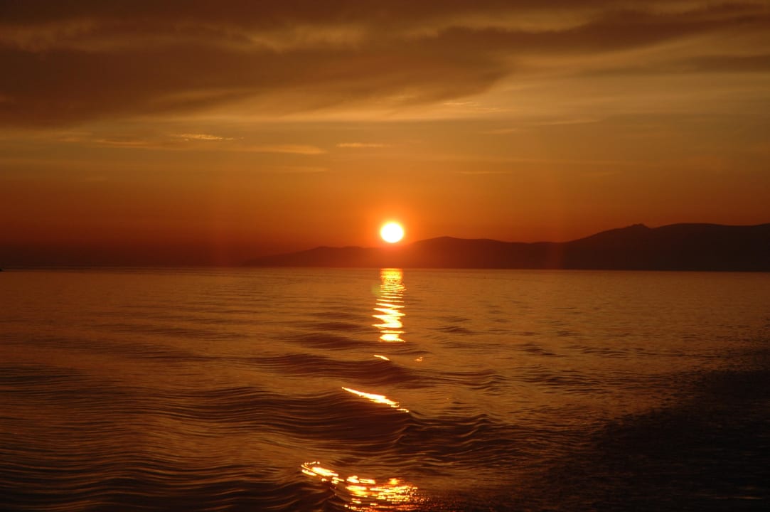 Sonnenuntergang am Strand von Agios Pavlos Apartments Agios Pavlos