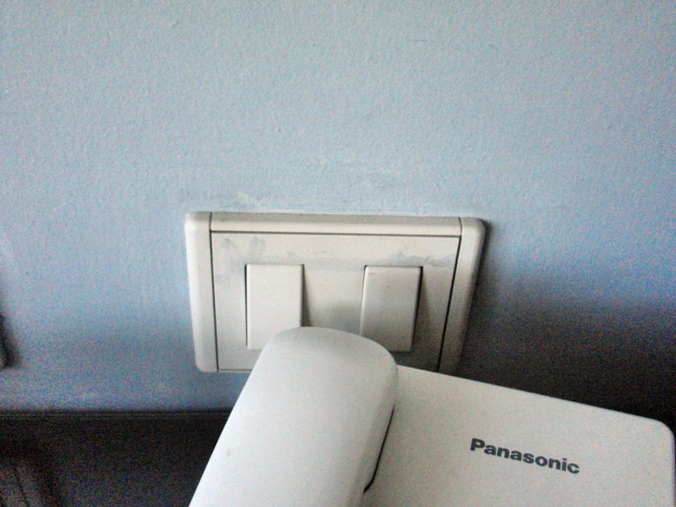 Lichtschalter mit Farbresten JAZ Aquamarine Resort