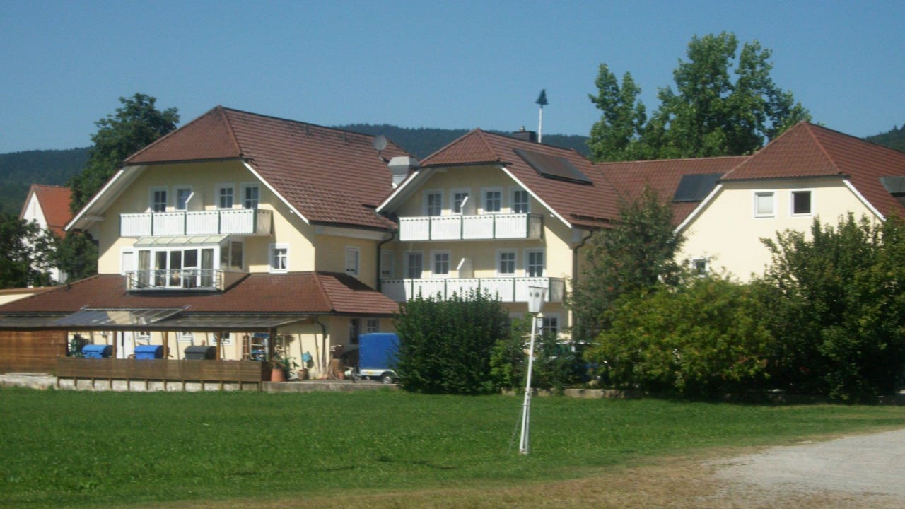 Von der Rückseite Landhotel Koller