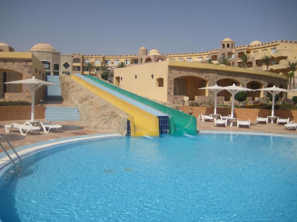 Rutsche vom Hauptpool runter Utopia Beach Club