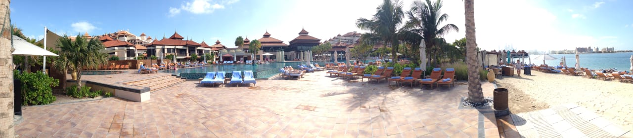 Strand Anantara The Palm Dubai Resort