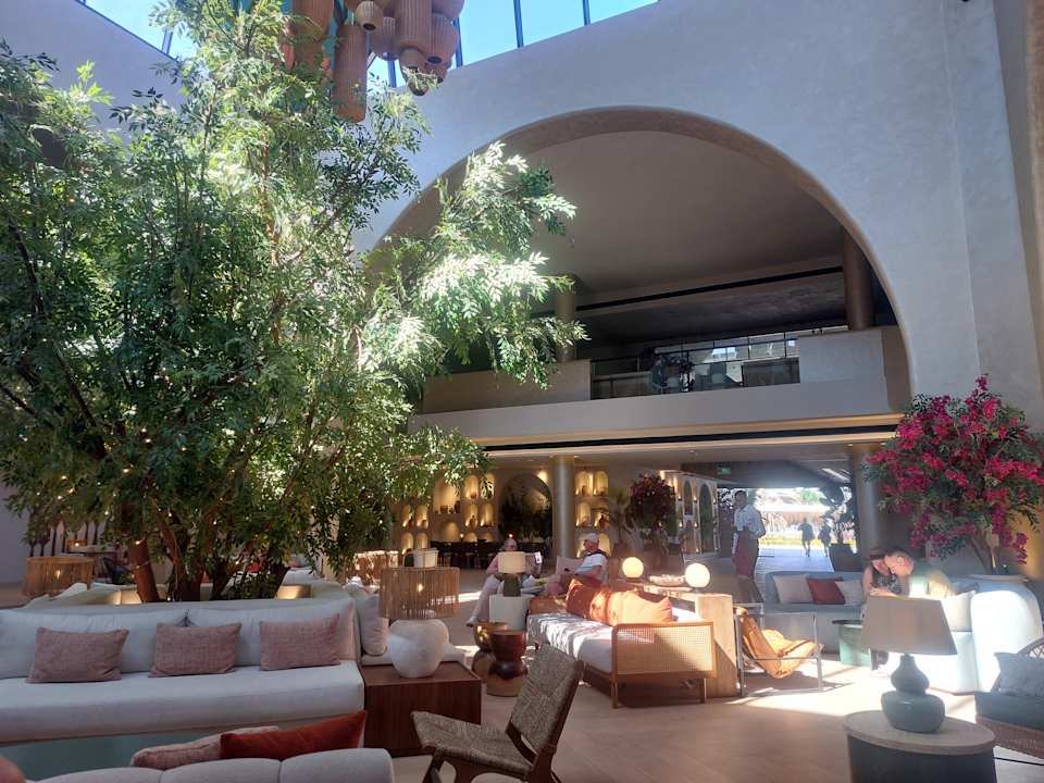 Außenansicht Desert Rose