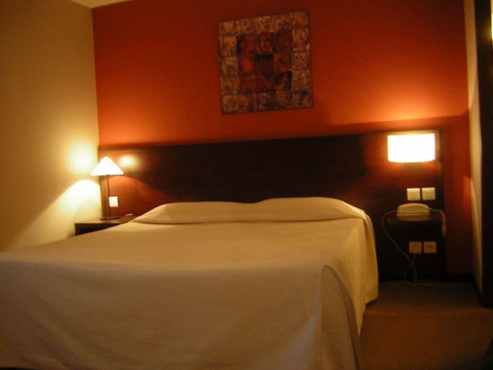 Blick auf das Bett Hotel Residence de l'Abbaye des Premontres