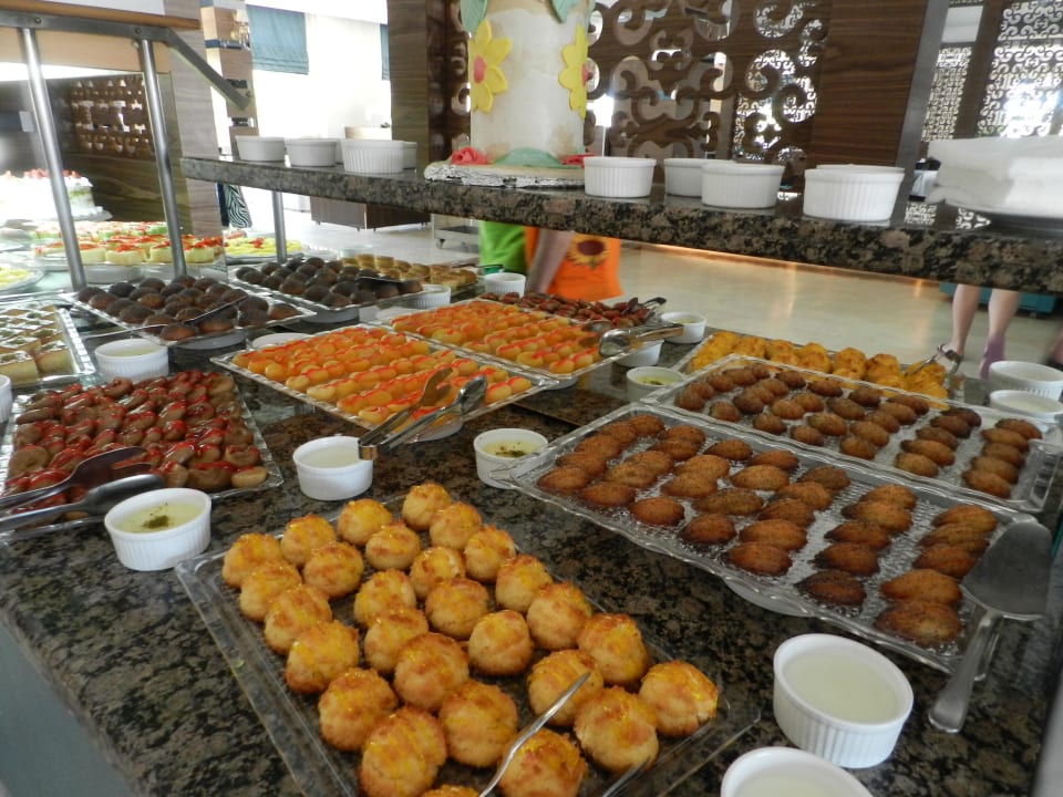 Słodkości Serenis Hotel