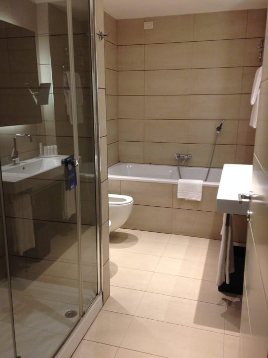 Badezimmer Radisson Blu Hotel Milan