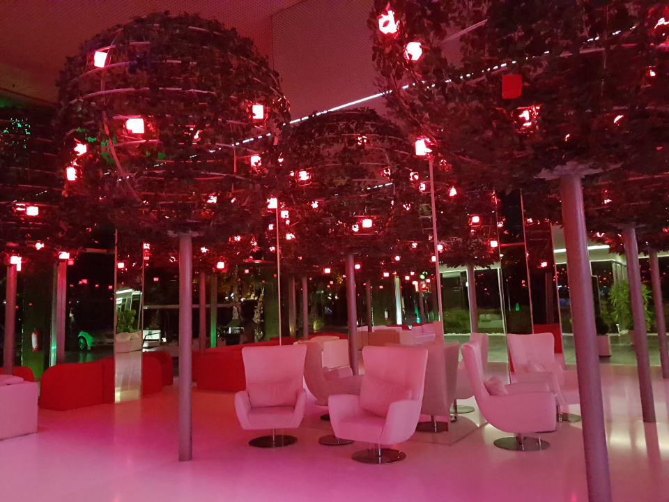 Lobby Adam & Eve - Adults only