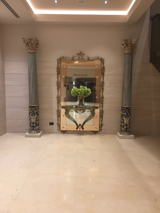 Lobby A.Roma Lifestyle Hotel