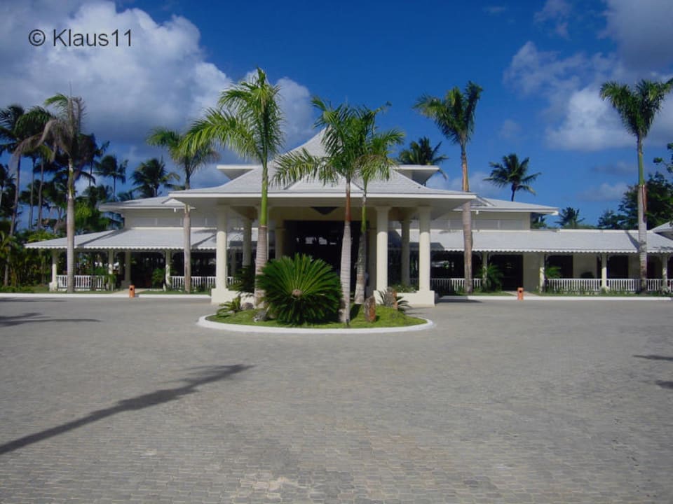 Hauptgebäude Bahia Principe Grand El Portillo