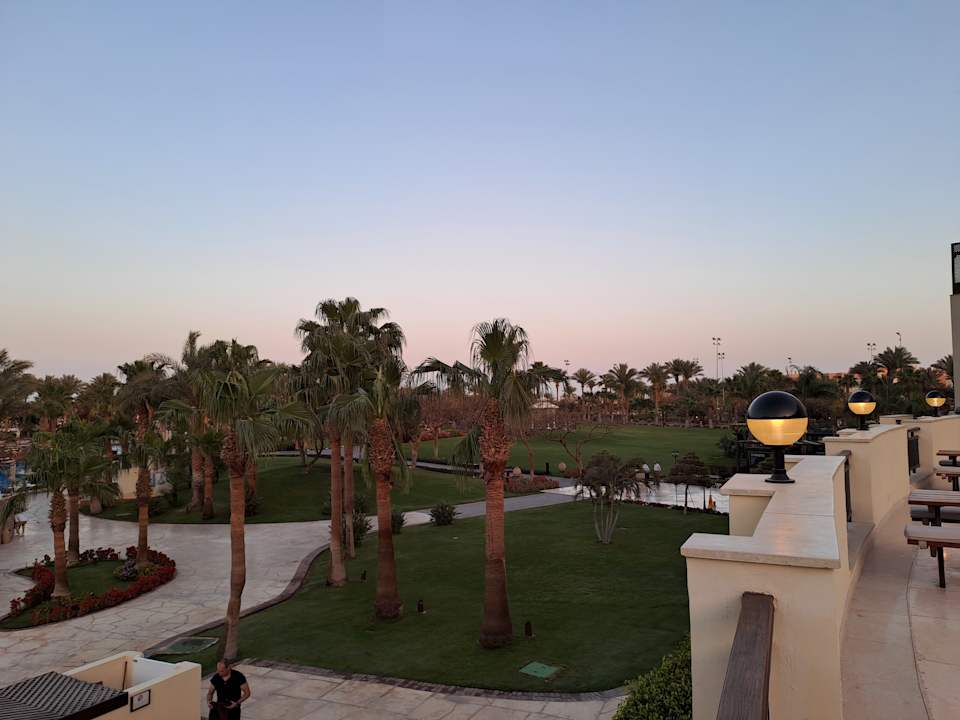 Gartenanlage Steigenberger ALDAU Beach Hotel