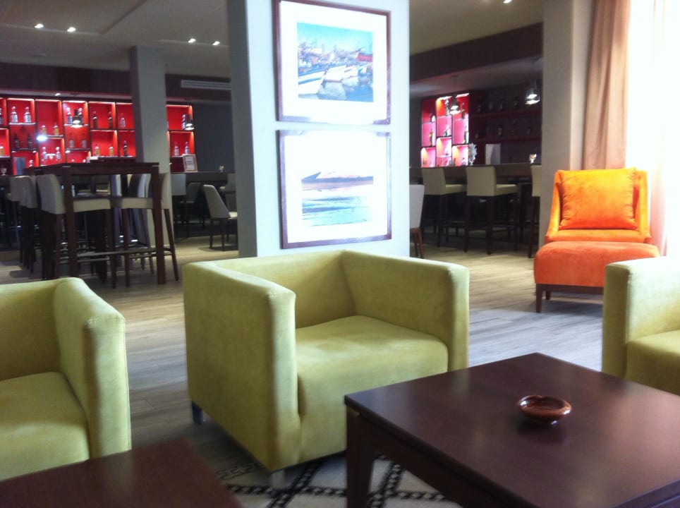 Drinnen darf man rauchen... Dunes D'or Ocean Club