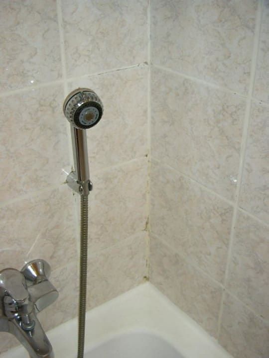 Badezimmerschimmel Miramare Queen Hotel