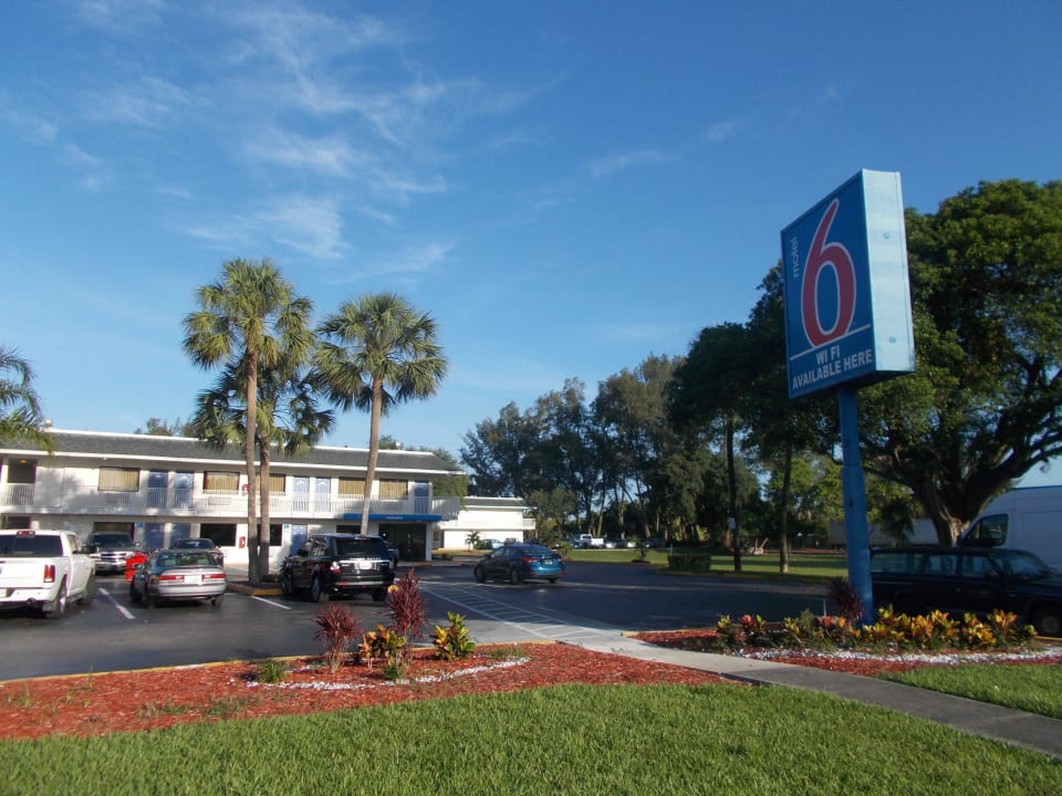 Motel 6 Pompano Motel 6 Pompano Beach