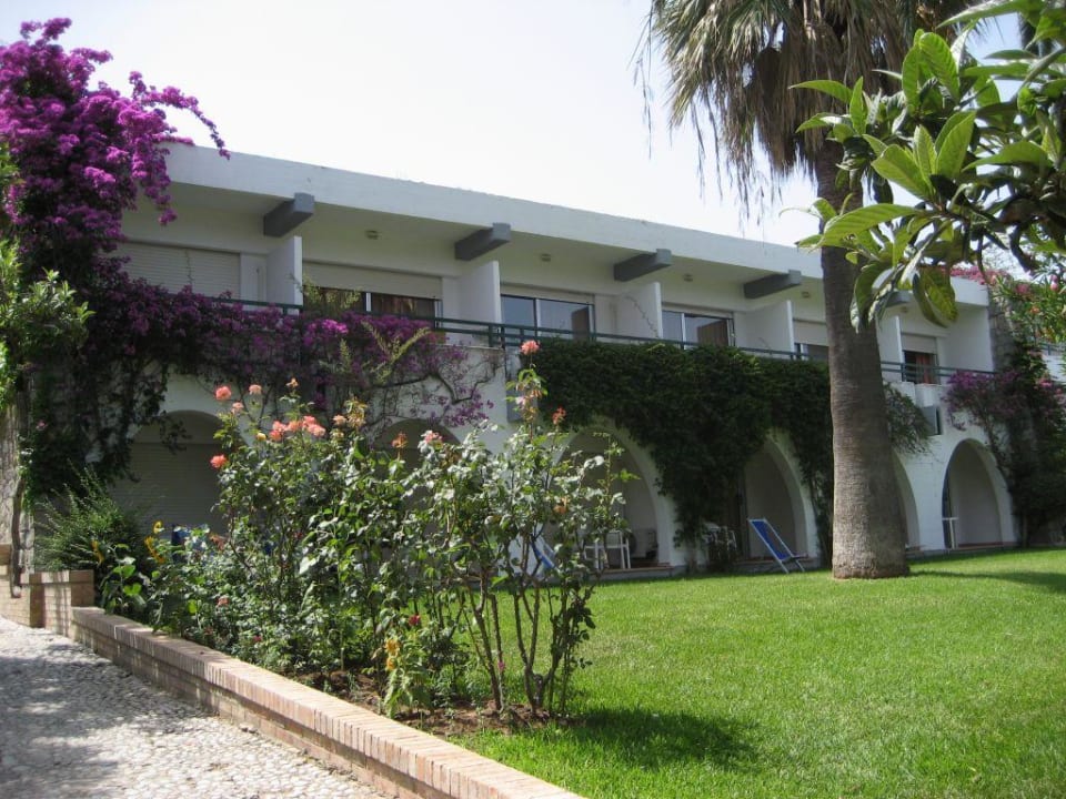 Zimmer zur Gartenseite Aldiana Club Rocca Nettuno Calabria