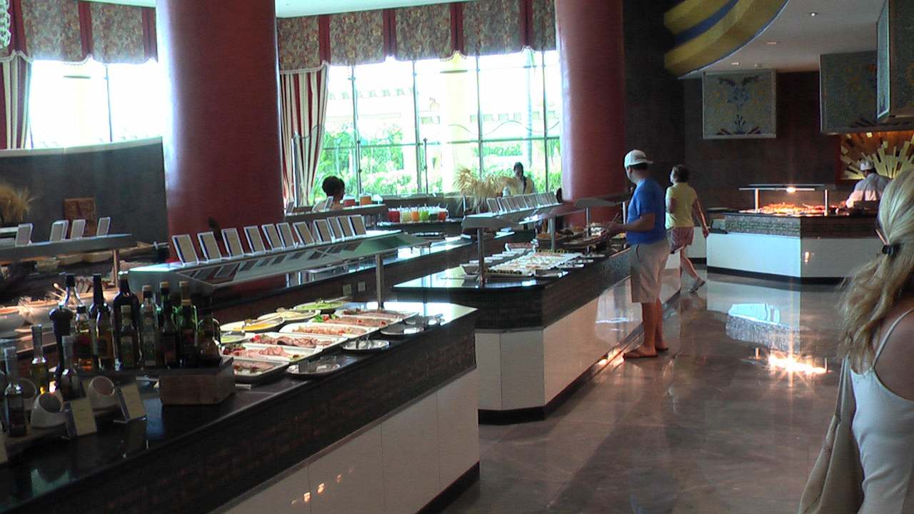 Büffet JOIA Paraiso by Iberostar