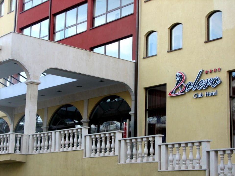 Hoteleingang GRIFID Aqua Club Bolero