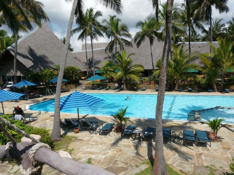 Gartenanlage Bahari Beach Hotel