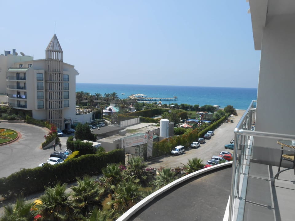 Ausblick vom Zimmer in der 3.Etage Seaden Sea World Resort & Spa