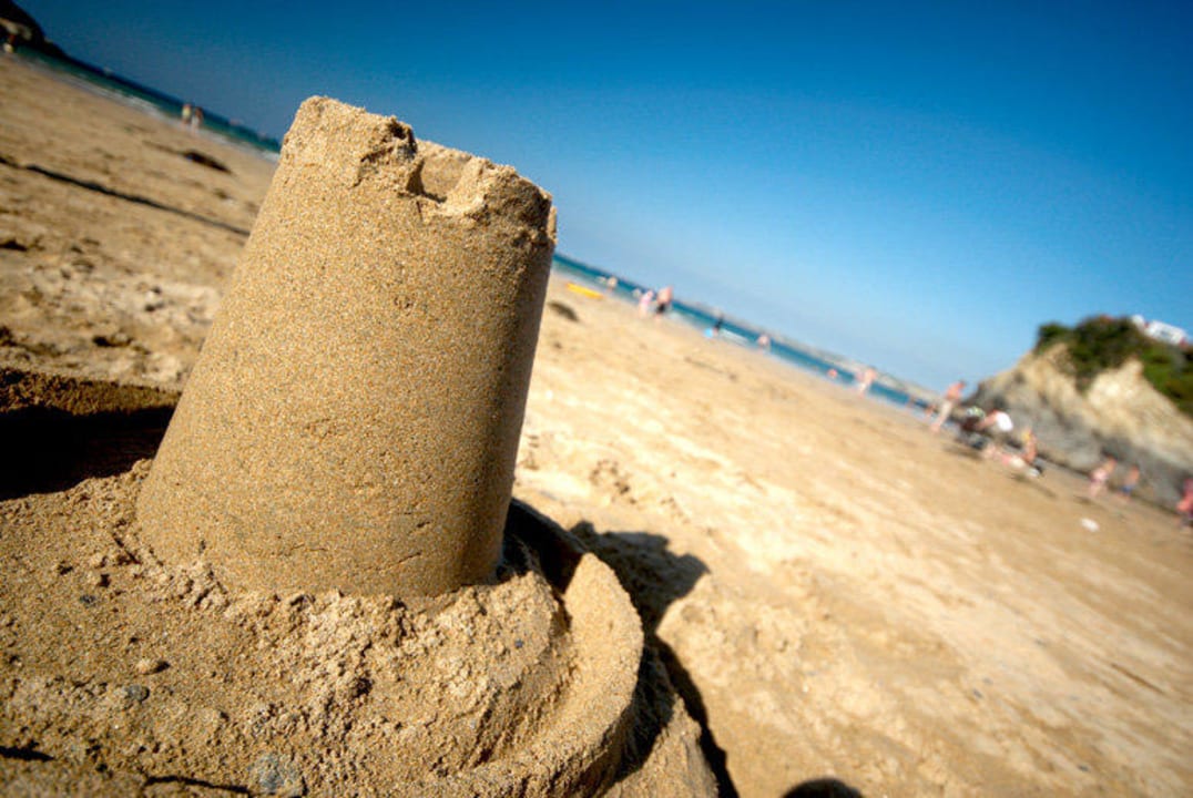 We Overlook The Beach! Hotel Sunnyside