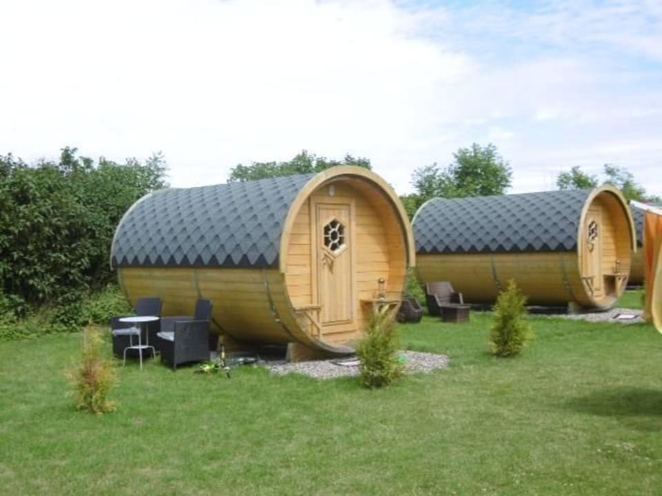 Schlaffässer Hofgut Wollin