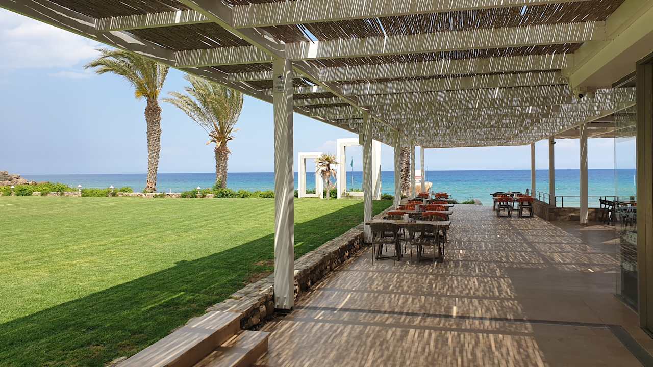 Gastro Acapulco Beach Club & Resort