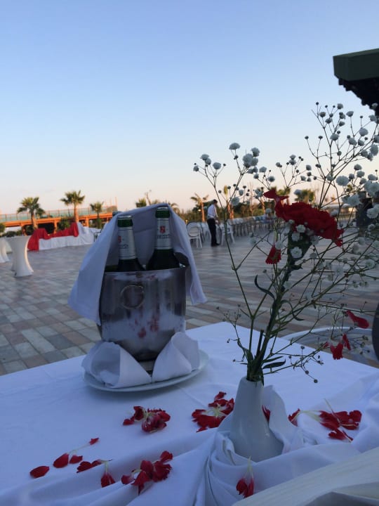 Gruss vom Service - Foodmanager  Port Nature Luxury Resort & Spa