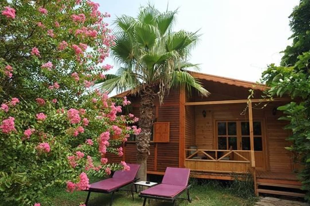 Holtz Bungalows im Garten Hotel Anatolia Resort