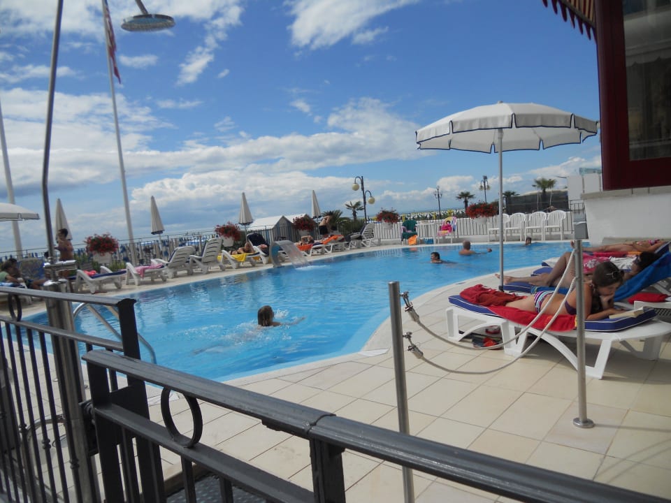 Hotelpool Hotel Manila