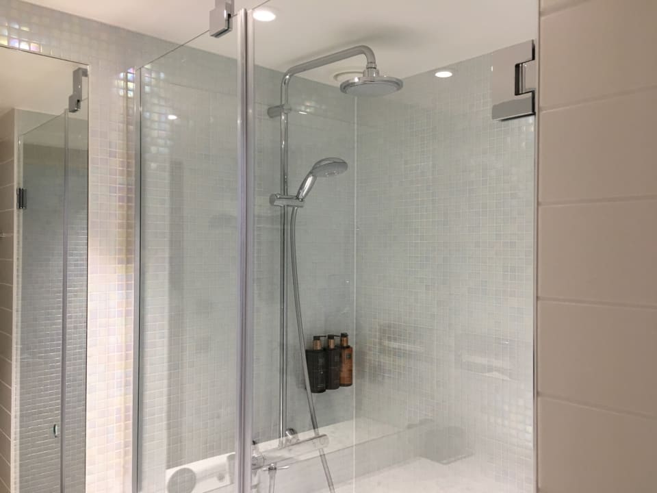 Zimmer Clarion Hotel Helsinki