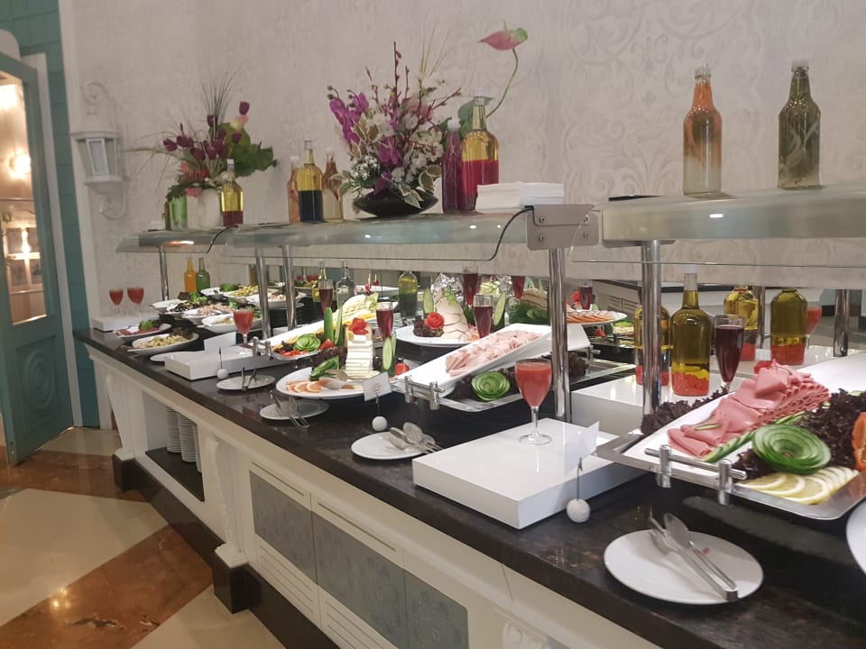Restaurant  Quattro Beach Spa & Resort