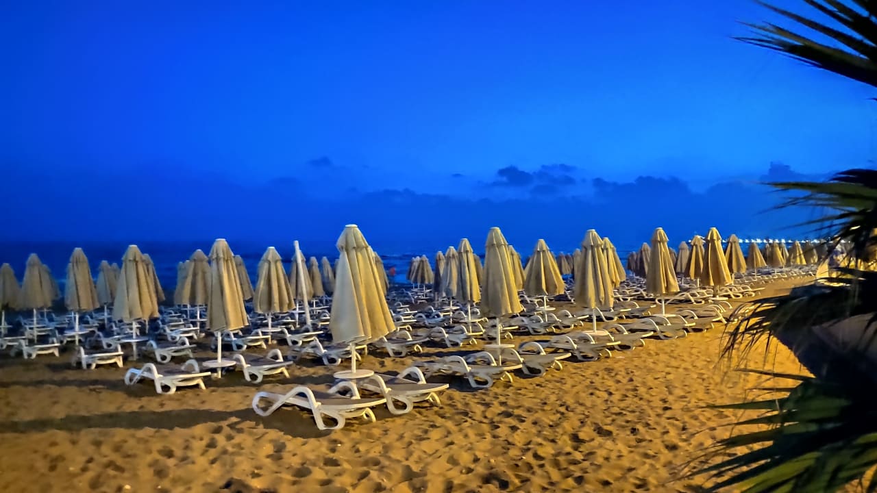 Strand Melas Resort Hotel