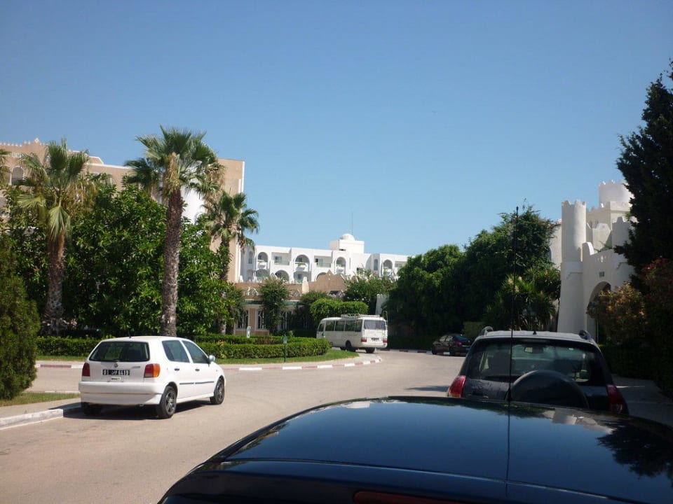 Blick von der Straße Mahdia Beach & Aquapark