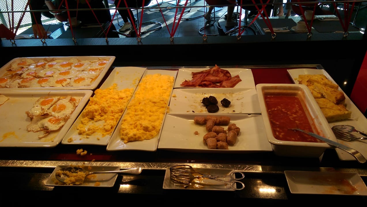 Gastro Hotel Barcelona Condal Mar Affiliated by Meliá