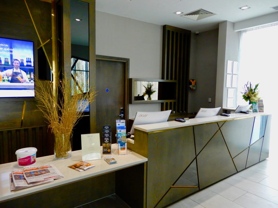Lobby Maldron Hotel Kevin Street