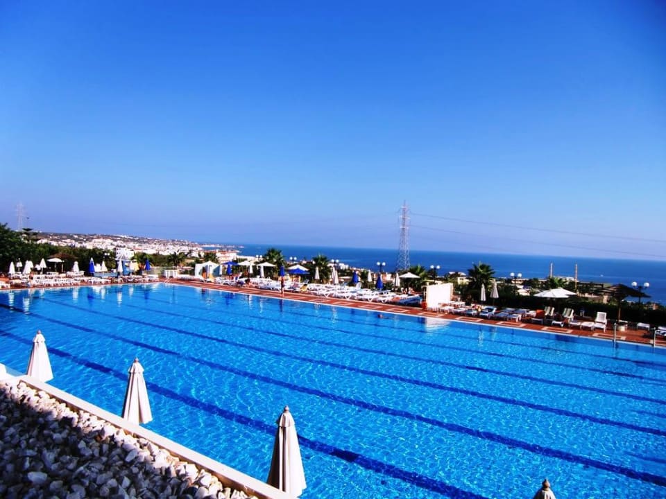 Pool Royal & Imperial Belvedere Resort